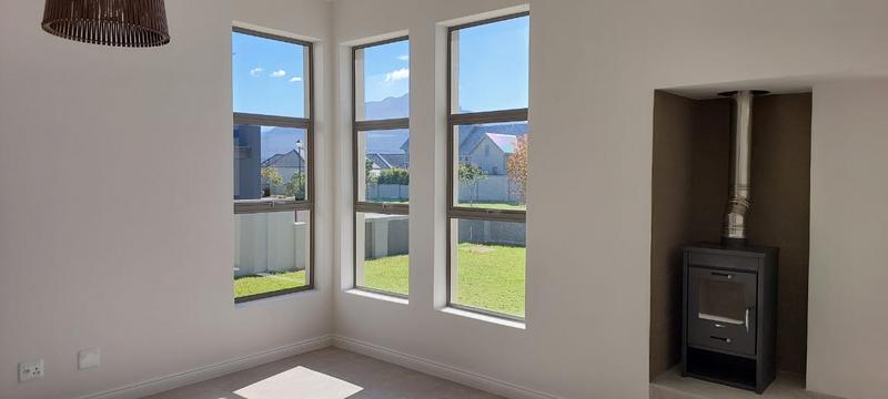 3 Bedroom Property for Sale in Blue Mountain Village Western Cape